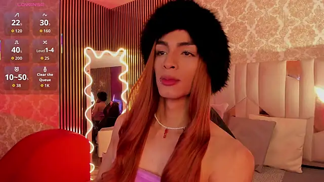 LIHIAN TAY online show from 10, 11, 2025