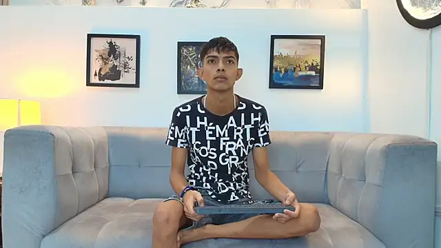 PRETTY SEX1 online show from 22, 12, 2025