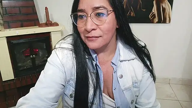 Grace mature milf online show from 6, 1, 2026