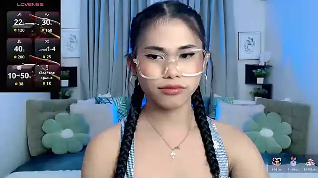 PrettyBlythes TS online show from 21, 10, 2025