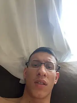 safadezanunes2 online show from 10, 9, 2025