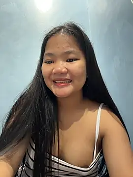 Snapshot of princess_janine chatting on 19, 6, 2026 princess janine online show from 19, 6, 2026