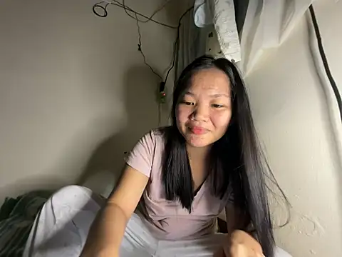 Snapshot of princess_janine chatting on 24, 7, 2026 princess janine online show from 24, 7, 2026