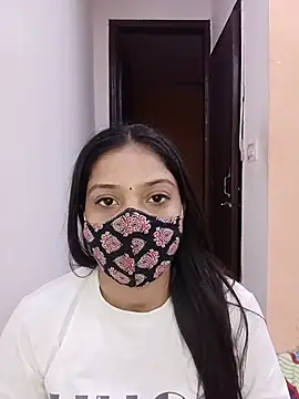 Snapshot of Cute_Rakhi8 chatting on 15, 7, 2026 Cute Rakhi8 online show from 15, 7, 2026