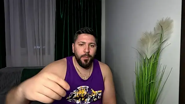 Gold Alpha Boy online show from 16, 4, 2026