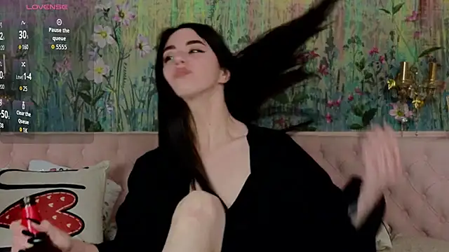 IvoryWood  online show from 21, 4, 2026