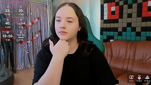 Snapshot of LaraBenson_ chatting on 15, 3, 2026 LaraBenson online show from 15, 3, 2026