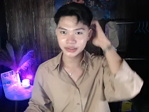 Helleron online show from 19, 11, 2025