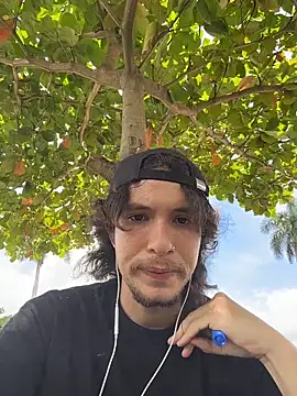 Luxx 14 online show from 2, 4, 2026