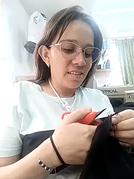 Isabella5 Brown  online show from 1, 11, 2025