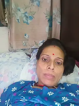 Snapshot of ISHANI-SINGH chatting on 4, 6, 2026 ISHANI-SINGH online show from 4, 6, 2026