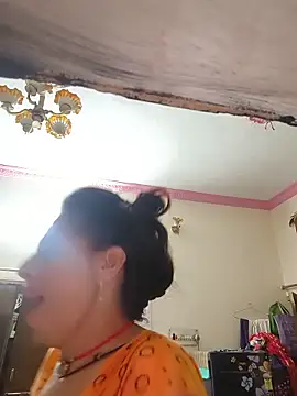 Snapshot of ISHANI-SINGH chatting on 8, 6, 2026 ISHANI-SINGH online show from 8, 6, 2026