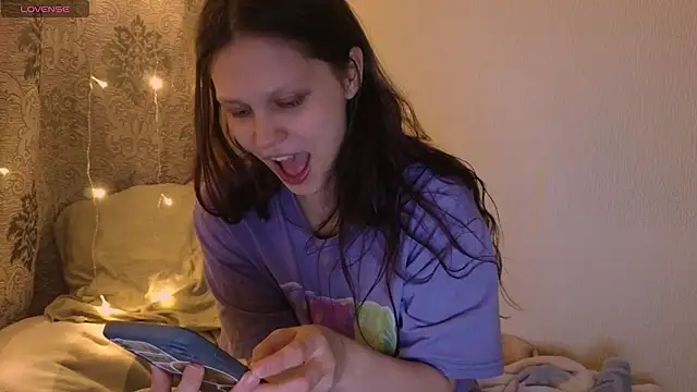 Snapshot of Lunliss chatting on 11, 2, 2026 Lunliss online show from 11, 2, 2026