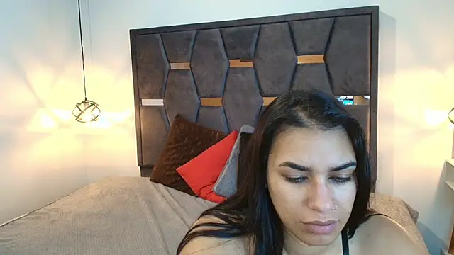 Lia Blake  online show from 4, 4, 2026