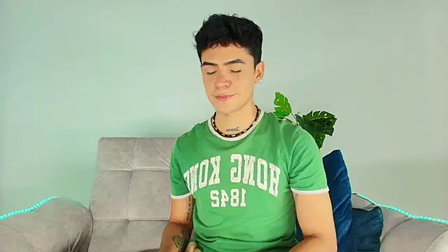 CamiiGuzmanX online show from 3, 10, 2025