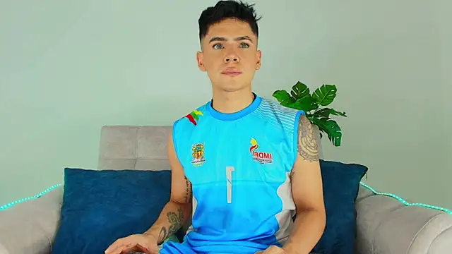 CamiiGuzmanX online show from 6, 10, 2025