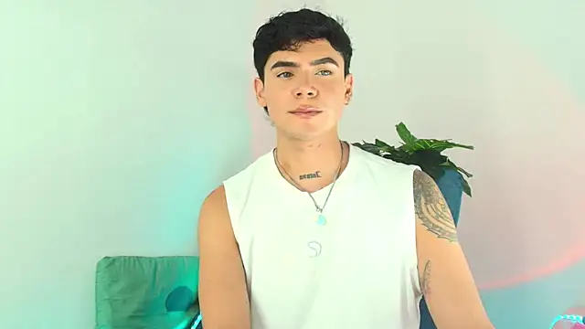 CamiiGuzmanX online show from 5, 12, 2025