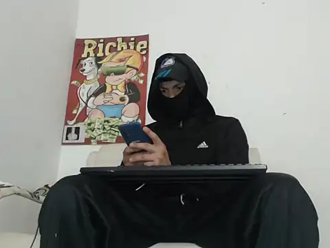 Thomasjons  online show from 4, 11, 2025