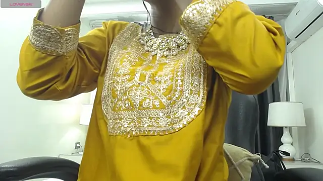 Snapshot of kairadayamai chatting on 22, 4, 2026 kairadayamai online show from 22, 4, 2026