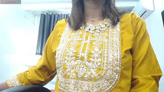 Snapshot of kairadayamai chatting on 27, 4, 2026 kairadayamai online show from 27, 4, 2026