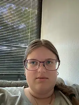 CurvyPaar2 online show from 28, 9, 2025