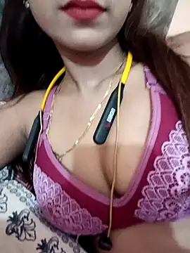 Snapshot of payalsharma95 chatting on 14, 9, 2025 payalsharma95 online show from 14, 9, 2025