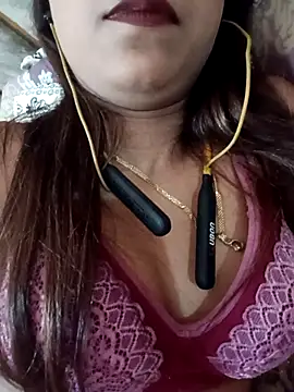 Snapshot of payalsharma95 chatting on 8, 10, 2025 payalsharma95 online show from 8, 10, 2025
