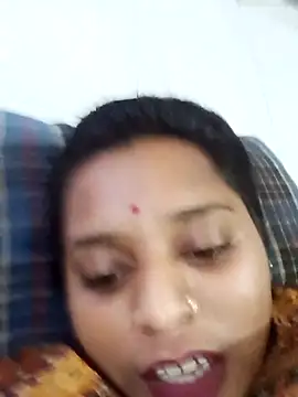 Snapshot of Hot_crety chatting on 20, 6, 2026 Hot crety online show from 20, 6, 2026