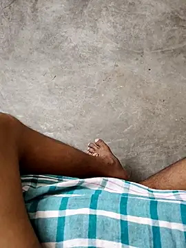 Snapshot of Hotty-Moni chatting on 27, 9, 2025 Hotty-Moni online show from 27, 9, 2025