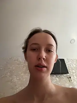 ElliRose online show from 4, 2, 2026