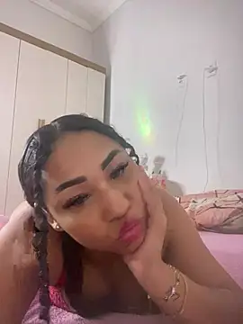 Snapshot of jhennyfer chatting on 9, 7, 2026 jhennyfer online show from 9, 7, 2026