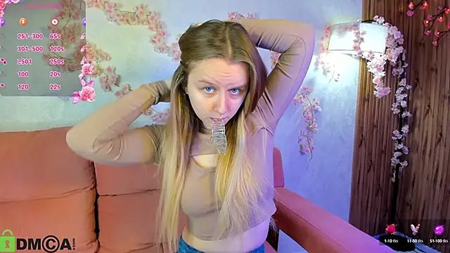 Snapshot of Rina_Panic chatting on 8, 10, 2025 Rina Panic online show from 8, 10, 2025