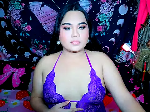 Snapshot of YourThicc_bella chatting on 9, 6, 2026 YourThicc bella online show from 9, 6, 2026