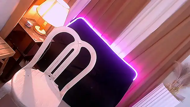 Chichiloeps online show from 22, 10, 2025