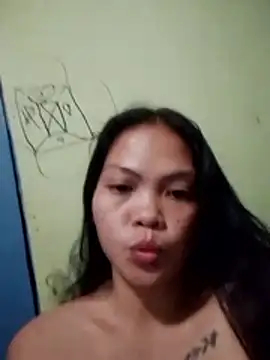 Snapshot of missluvv chatting on 31, 3, 2026 missluvv online show from 31, 3, 2026