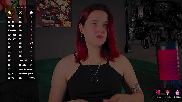 Snapshot of the_high_priestess chatting on 16, 6, 2026 the high priestess online show from 16, 6, 2026