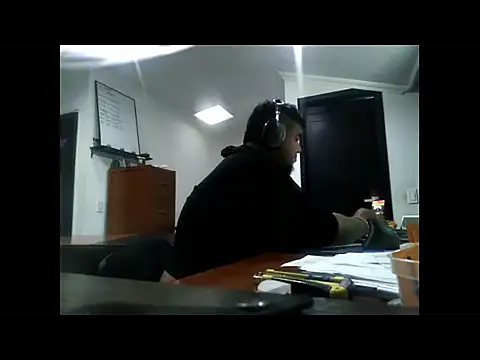 Snapshot of Rolo-Sumiso chatting on 7, 11, 2025 Rolo-Sumiso online show from 7, 11, 2025