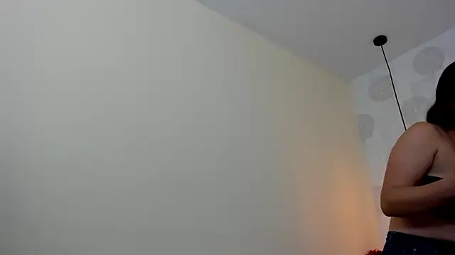 Snapshot of GIANAMILLER6 chatting on 7, 5, 2026 GIANAMILLER6 online show from 7, 5, 2026