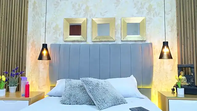 Tifany boobsgb online show from 4, 12, 2025