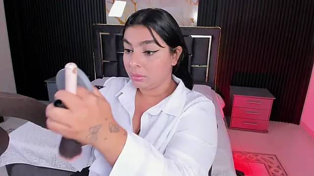 Hannasscott online show from 20, 10, 2025