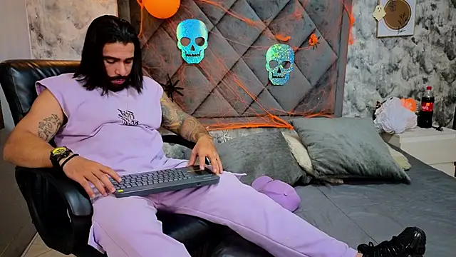 Apolo rousse1 online show from 15, 10, 2025