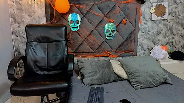 Apolo rousse1 online show from 16, 10, 2025