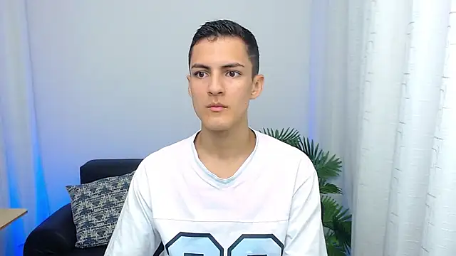 Snapshot of Matiius18 chatting on 3, 10, 2025 Matiius18 online show from 3, 10, 2025