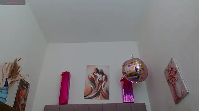 Lola wish1 online show from 15, 10, 2025