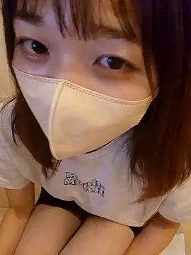 Snapshot of Sakura-japanese- chatting on 10, 9, 2025 Sakura-japanese- online show from 10, 9, 2025