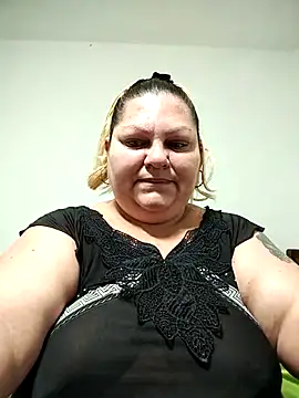 Snapshot of Miasmithr chatting on 26, 9, 2025 Miasmithr online show from 26, 9, 2025
