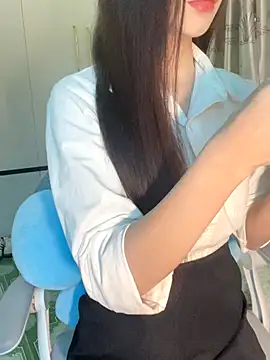 Dior baby online show from 18, 12, 2025