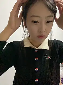 Snapshot of MengMeng0515 chatting on 19, 11, 2025 MengMeng0515 online show from 19, 11, 2025