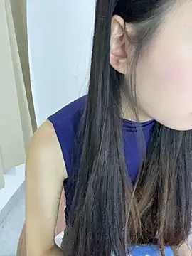 Snapshot of MengMeng0515 chatting on 7, 6, 2026 MengMeng0515 online show from 7, 6, 2026