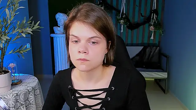 EllieMurler online show from 30, 10, 2025